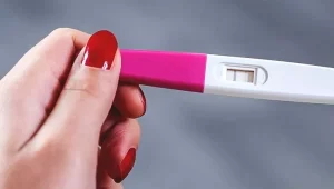 إجراء اختبار الحمل - Doing a pregnancy test