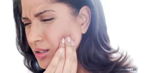 تخلصى بسرعة من آلام الأسنان بفاعلية