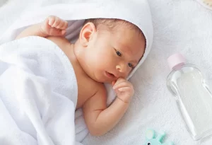 أفضل 8 زيوت شعر آمنة للأطفال