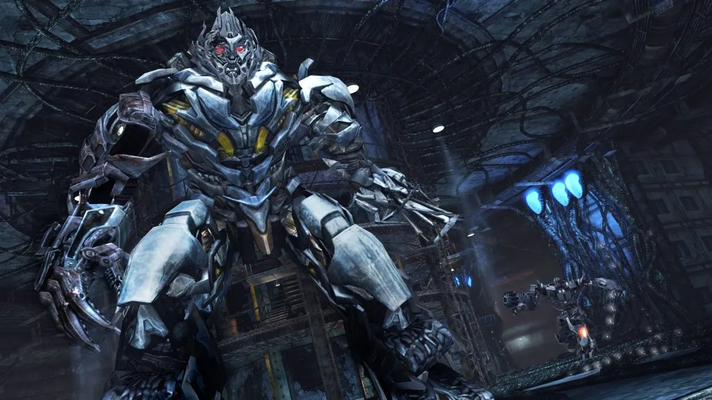 قصة لعبة TRANSFORMERS: DARK OF THE MOON