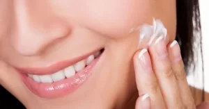 أفضل 8 كريمات للوجه غنية بفيتامين سي