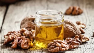 7 من أهم فوائد زيت عين الجمل للشعر