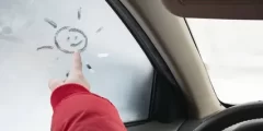 كيفية التخلص من ضباب زجاج السيارة