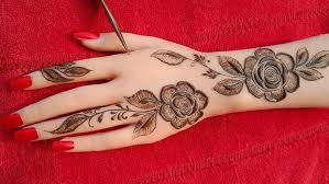Secrets-henna-inscription